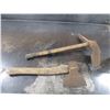 Image 2 : Miner pick with hatchet