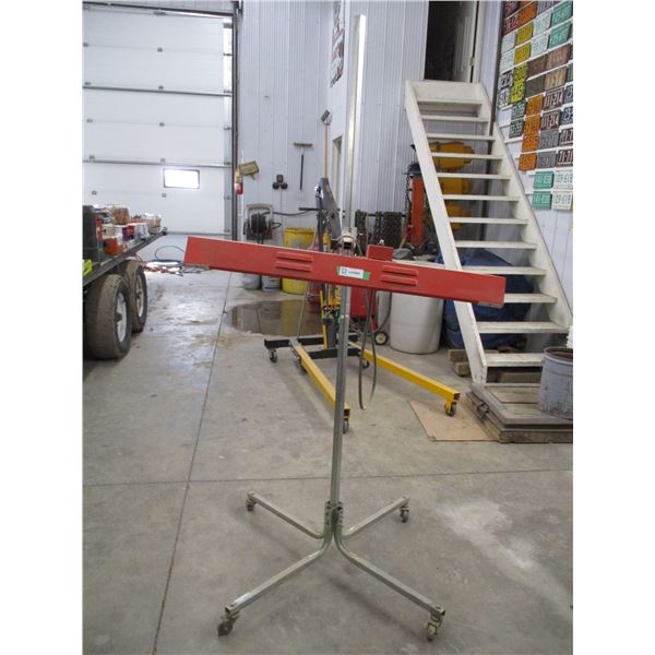 Infratech wheeled shop light