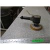 Image 1 : air sander/polisher