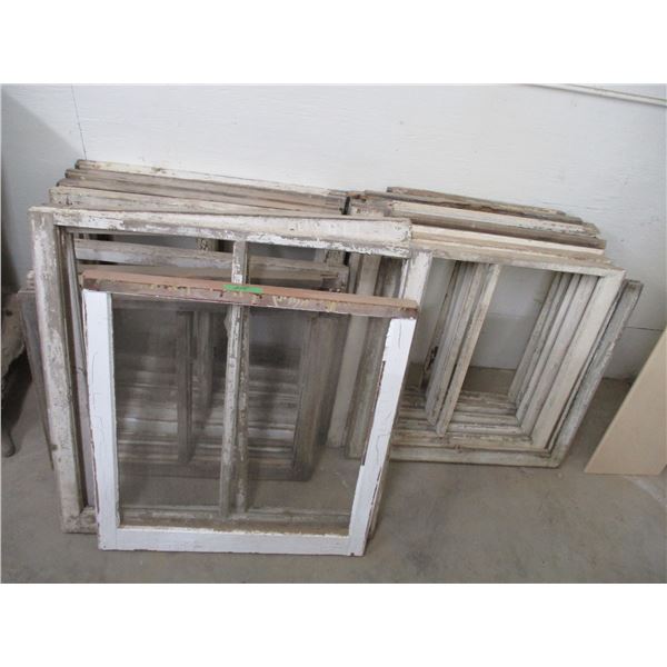 Vintage wooden window frames 18" tall Bodnarus Auctioneering