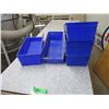 Image 1 : (5) plastic trays