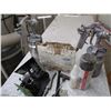 Image 2 : (2) Spray guns + hole saws, misc