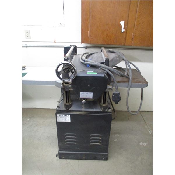 Laguna thickness planer