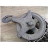 Image 3 : Antique pulley chain hoist