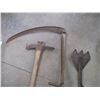 Image 2 : Hay knife + Scythe + pickaxe
