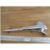 Image 1 : Pontiac hood ornament 1951