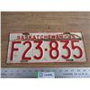 Image 1 : 1945 Sask license plate