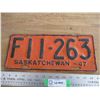 Image 1 : 1947 Sask license plate - repainted