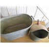 Image 5 : Galvanized tub + gas pail
