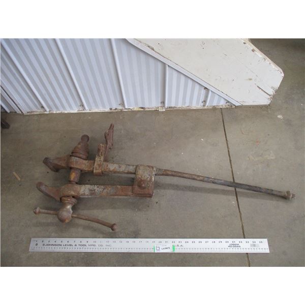 Steel Leg Vise