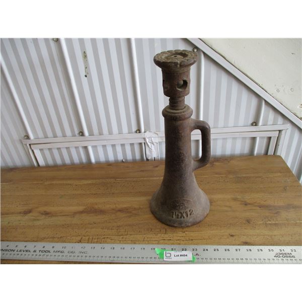 7.5x12 screw jack - 12" tall
