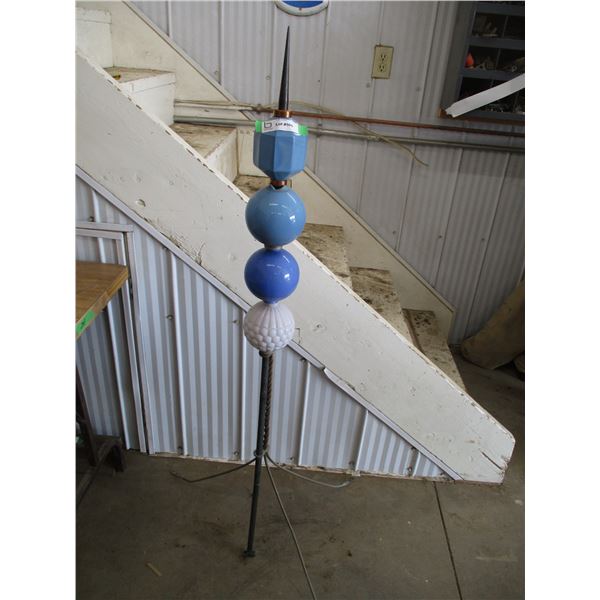 Lightning rod with (4) globes - 53" tall