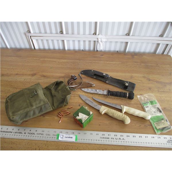 (3) Hunting knives, pouch, remington bullet lead