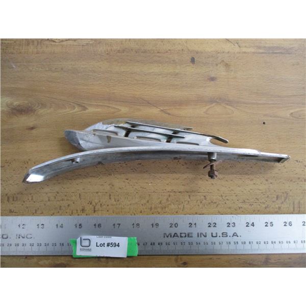 Sailboat hood ornament (1940's plymouth?)