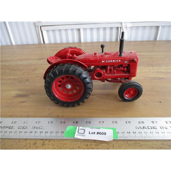 McCormick WD-9 tractor - 1:16