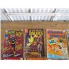 Image 2 : (10) 12c comics - Wonder Woman, Detective Batman, Superboy, Porky Pig, etc