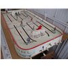 Image 4 : NHL Power Play table hockey game
