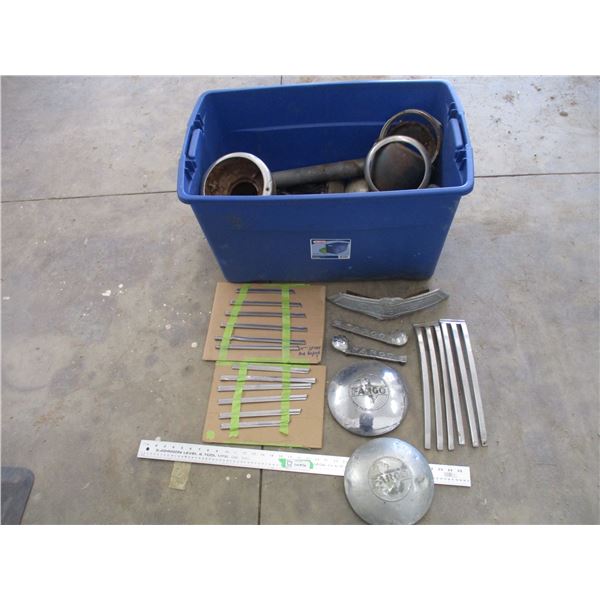 Tote with fargo part hub caps, chrome grill, lights