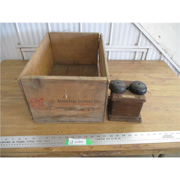 Wood box with rung
