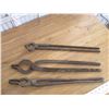 Image 2 : (3) Blacksmith tools