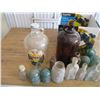 Image 2 : mix lot bottles, jar