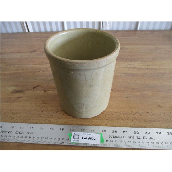 1/2 gal stoneware crock