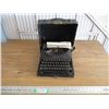 Image 1 : remette typewriter in case