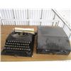 Image 4 : remette typewriter in case