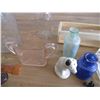 Image 3 : Ashtrays, bottles, creamer