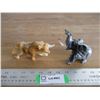 Image 1 : (2) Marble elephant + bull (broken horn)