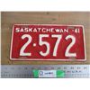 Image 1 : 1941 Sask License Plate - repainted
