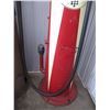 Image 4 : Hose + Nozzle Visible Pump - Roar with Gilmore (glass cylinder) - 102" tall