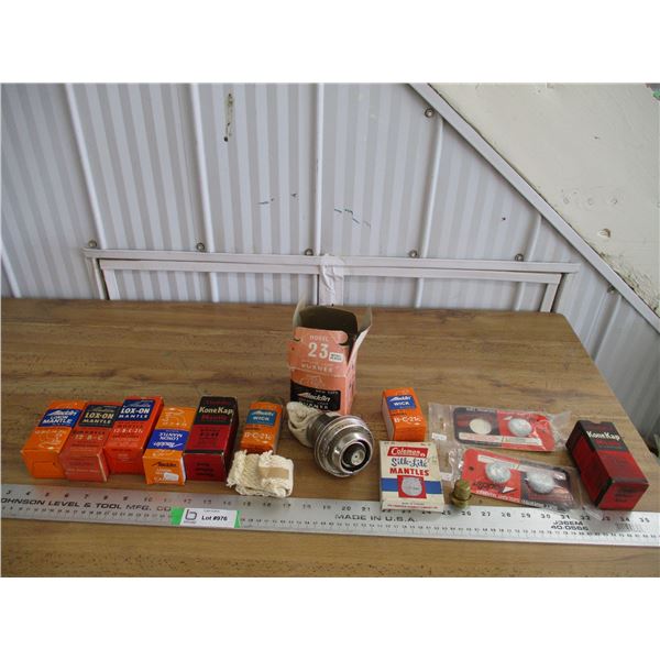 Aladdin mantle with other mantles