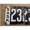 Image 2 : 1912 Sask License Plate (porcelain)
