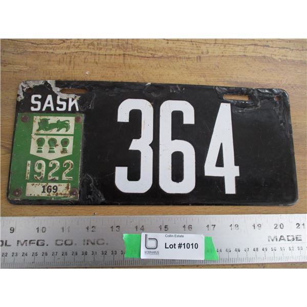 1922 (Tag) Sask License Plate (porcelain - paint touch ups)