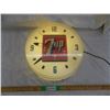 Image 1 : 7-up lighted clock (plastic) 16” round – working