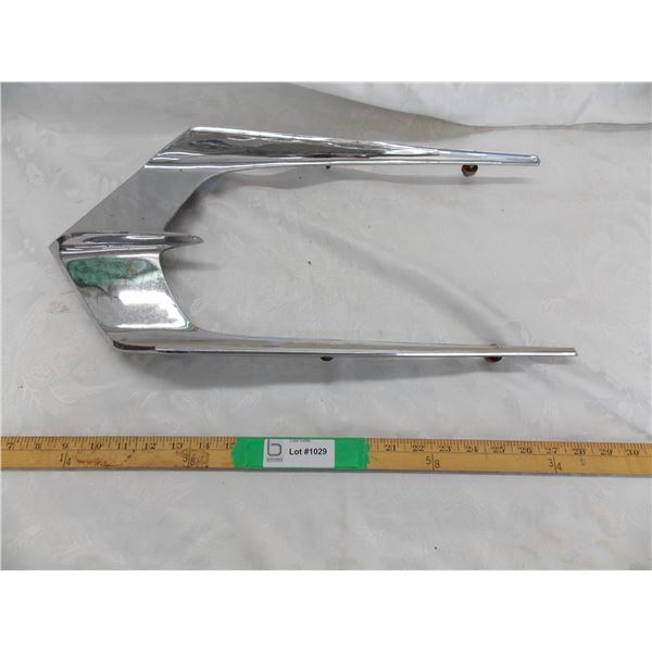 Hood Ornament – 22” long