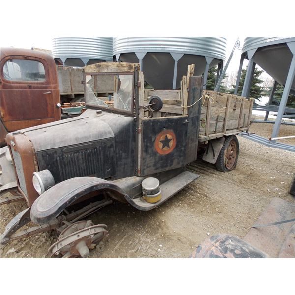 International car with stars on doors