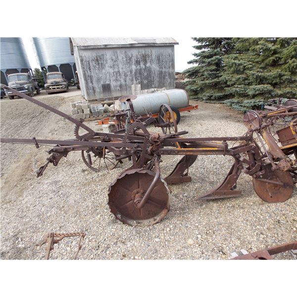 Antique 3 spine plow