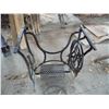 Image 2 : Sewing machine frame and small metal chair ornament
