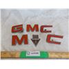 Image 1 : GMC Truck Emblems – 14043922 + 350 V8 emblem