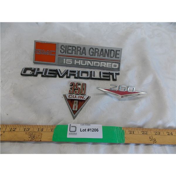 350 cu in emblem, Sierra Grande, 260, (plastic) chevrolet