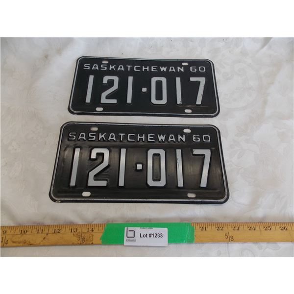 Matching Pair – 1960 Sask License Plates – both great condition