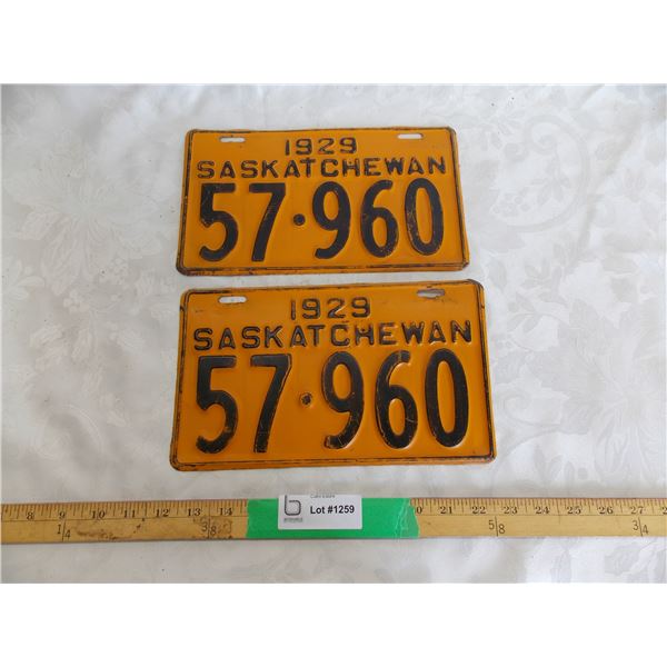 1929 matching pair of Sask License Plates