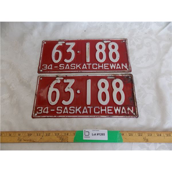 1934 matching pair of Sask License Plates