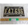 Image 1 : 1952 Sask (Farm) License plate #F47-696