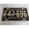 Image 2 : 1952 Sask (Farm) License plate #F47-696