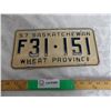 Image 1 : 1957 Sask (Farm) License plate #F31-151 – excellent condition