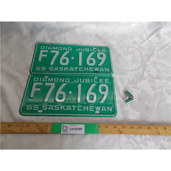 (2) 1965 (Matching Pair) of Sask (Farm) license plates ( with mini 65 war amps tags)