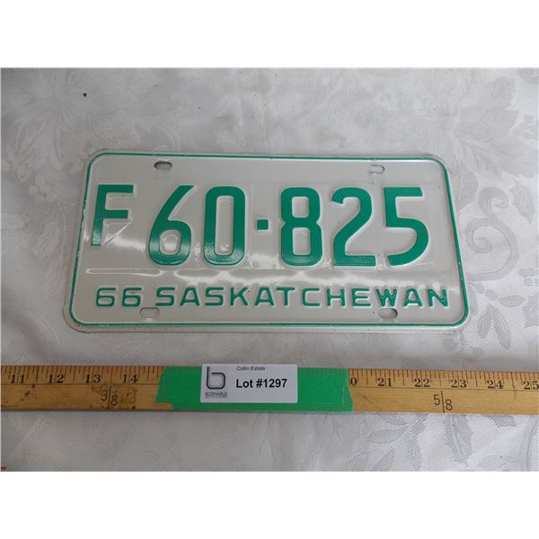1966 Sask (Farm) License plate #F60-825